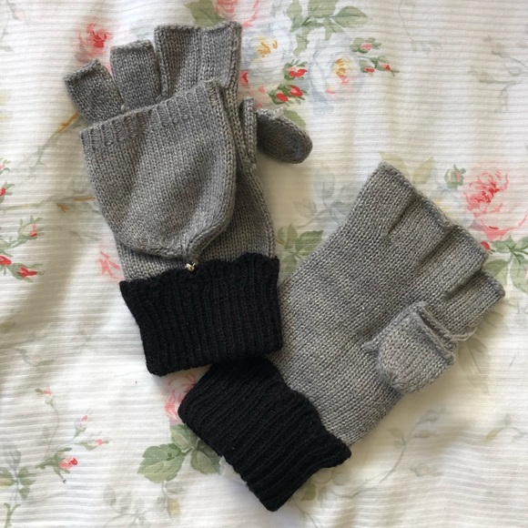 Kate Spade Beanie Mittens and Wallet - Picture 7 of 9